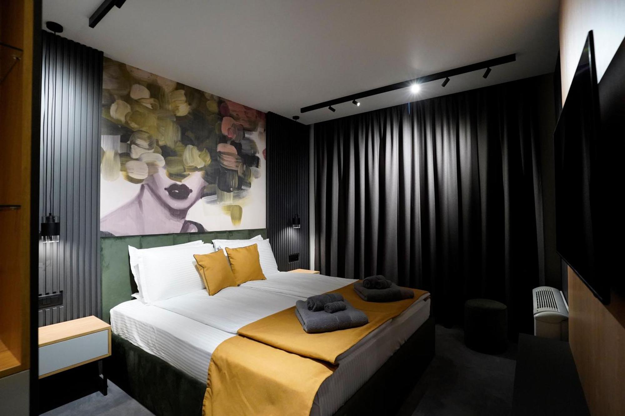 Park Hotel Novel Veliko Tarnovo Luaran gambar